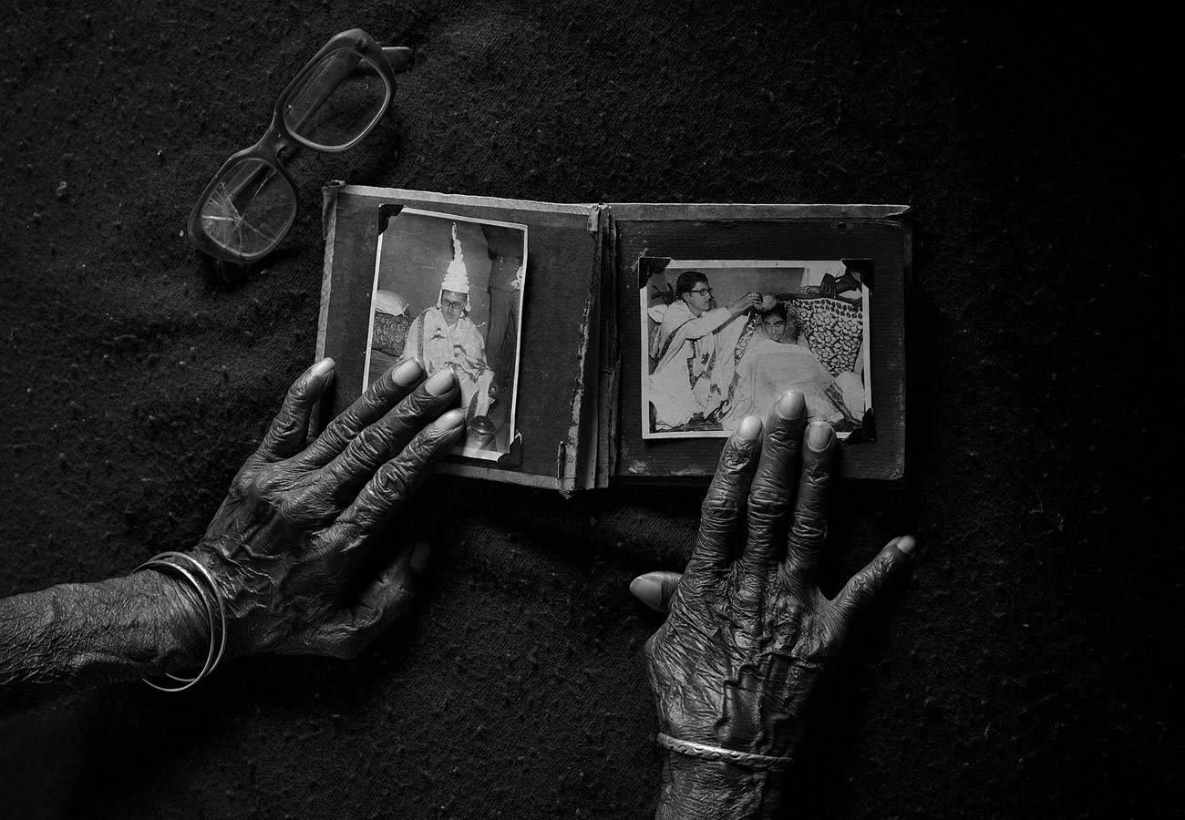 В памяти, © Соурав Дас / Sourav Das, Индия, 3 место в номинации «Чёрно-белое» В памяти, © Соурав Дас / Sourav Das, Индия, 3 место в номинации «Чёрно-белое», Фотоконкурс 35AWARDS — 100 Best Photos